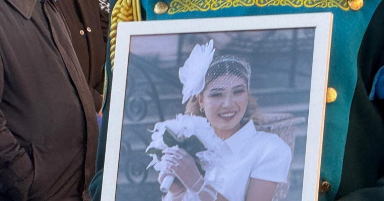 "Хайп үшін пайдаланбаңыздар": Астанада көз жұмған фельдшердің күйеуі қазақстандықтарға үндеу жасады