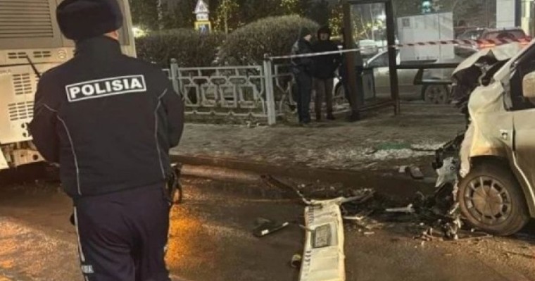 Астанада автобус апатқа ұшырап, бір адам қаза тапты