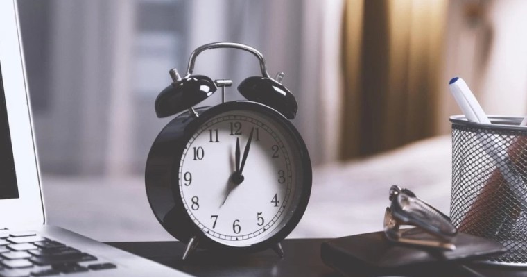 “Уақыт ауыспайды!” - Вице-министр халықтың артық энергия тұтынатынын жоққа шығарды