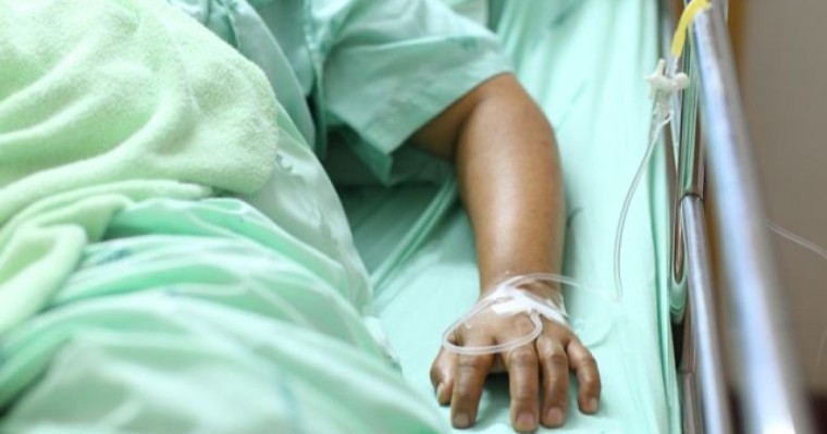 Алматыда студент мұғалімді пышақтап кеткен