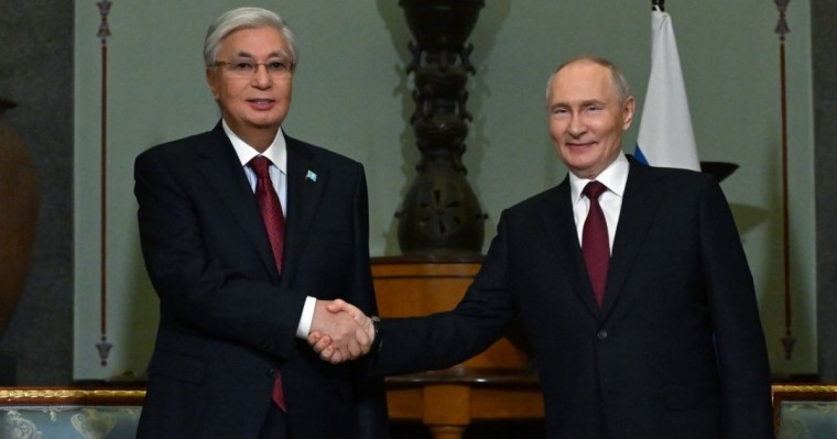 Мемлекет басшысы Ресей Федерациясының Президентімен кездесті