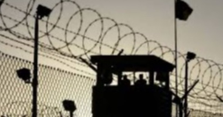 Алқабилер шешімі: азаптады деп айыпталған түрме қызметкерлері ақталды