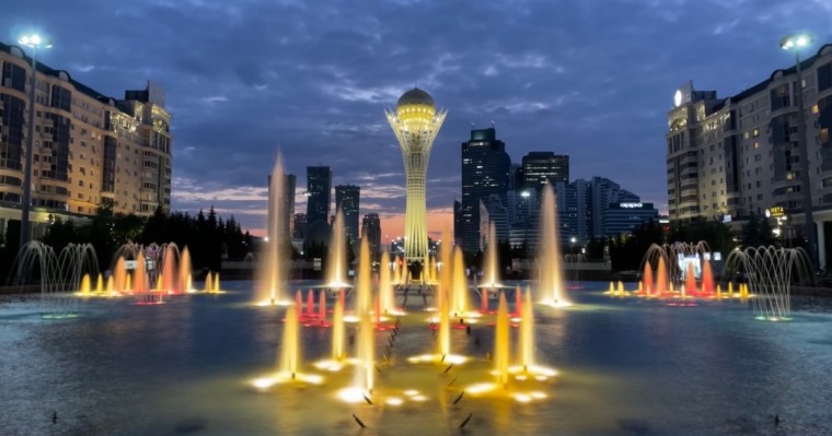 Тоқаев: Астана жасанды интеллектіге негізделген заманауи қала болуы керек