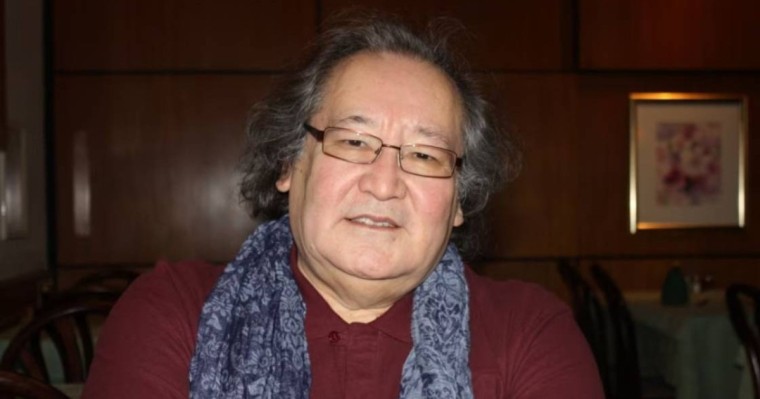 "Көбелек қуып кеттім... Қыздар жігітке емес, тұрақтылыққа тұрмысқа шығады" – Болат Атабаев (ВИДЕО)