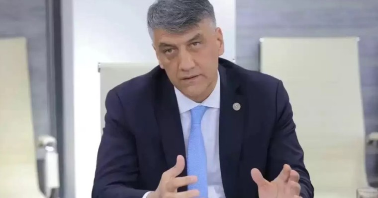 Өзбекстандық саясаткер отандастарын Ресейден кетуге үндеді