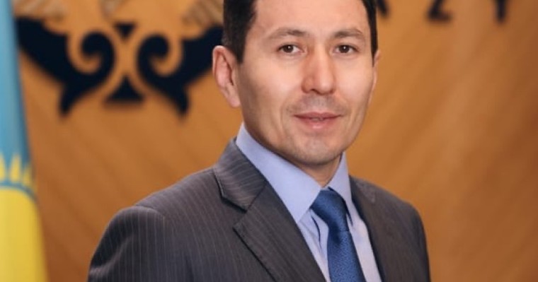 "Самұрық-Қазына" басшысы үш жылда 800 миллион теңгеден астам табыс тапқан