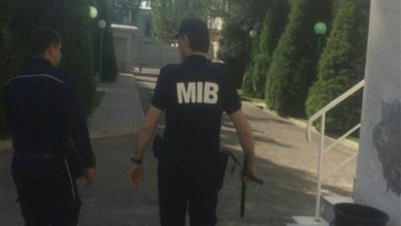 Мүлкі тәркіленген фермер асылып өлді