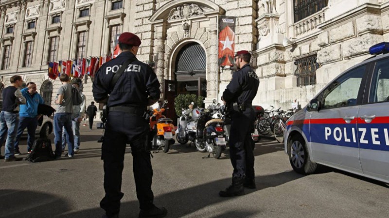 Венадағы собор монахтарына шабуыл жасалды