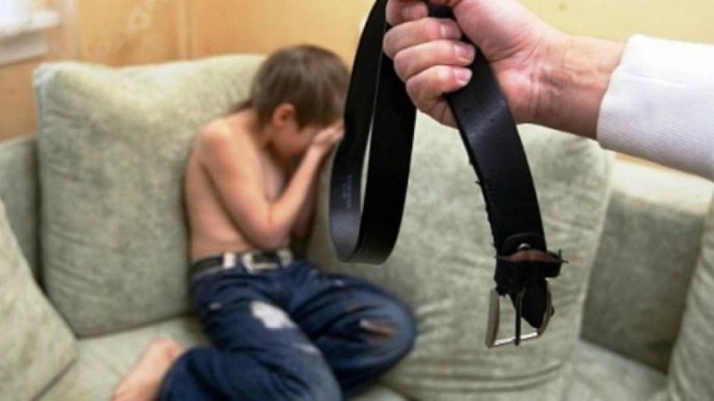 Тоқаев балаларға жасалған зорлық-зомбылық үшін жазаны күшейтетін заңға қол қойды