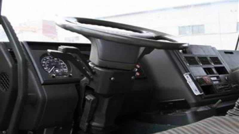 Петербургте қазақстандық азамат өзінің көлігінде асылған күйде табылды