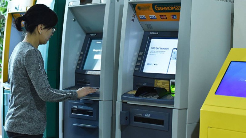 Қарақшы тонағалы жатқан қыздың сырын білгенде, жаны ашып, райынан қайтты