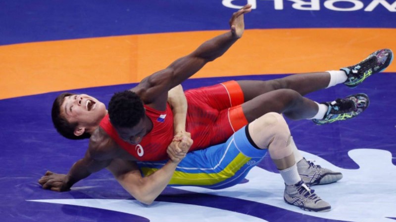 Дүйсенов ұлттық біріншілікте кімдердің топ жаруы мүмкін екенін айтты