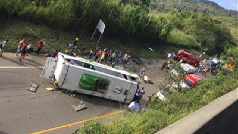 Спортшылар мінген автобус апатқа ұшырап, 13 адам көз жұмды