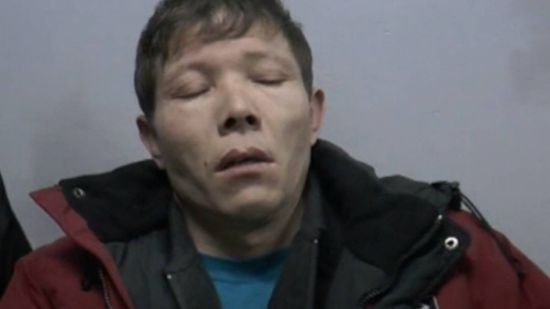 Алматыда пәтер тонамақ болған ұры үйде жүрген келіншекті зорлап кеткен