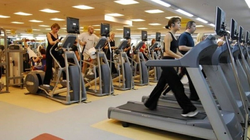 Елімізде мемлекеттік қызметкерлер енді фитнеспен тегін айналысады