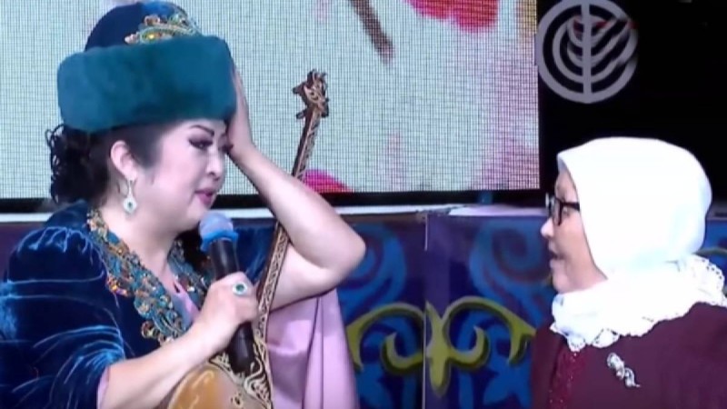 Мақпал Жүнісова тыңдарманына: Күйеуім болмаған соң, терді сахнада шығарамын - Қазақстан жаңалықтары