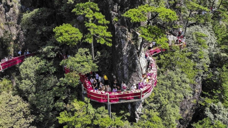 Қазақша өлең: Қадыр Мырза Әли (Өтірік)