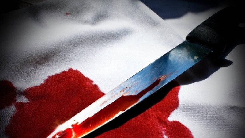 Белігісіз қылмыскер 4 адамды пышақтап кеткен