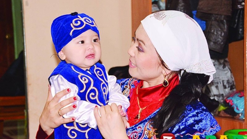 Салт-дәстүр: Кіндік шеше