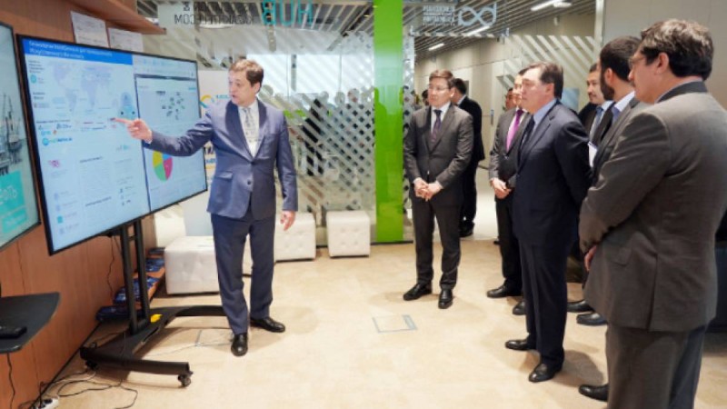 Мамин Astana Hub стартап-жобалардың өкілдерімен кездесті