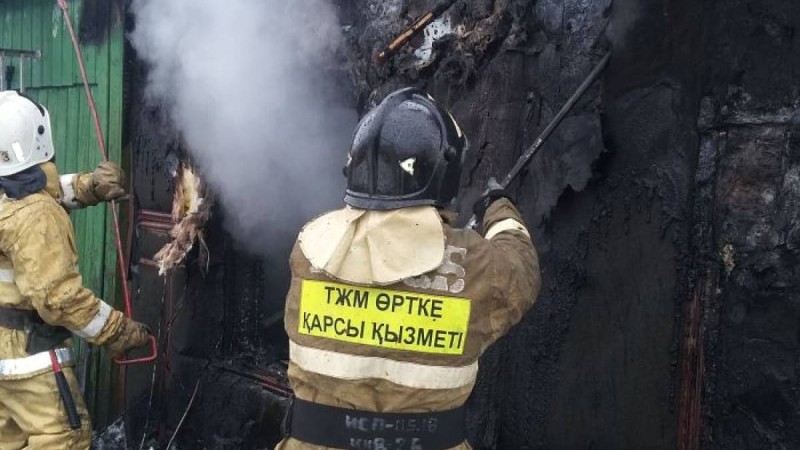 Ақтауда өрт сөндірушілер оқиға орнынан неге кетіп қалғаны белгілі болды