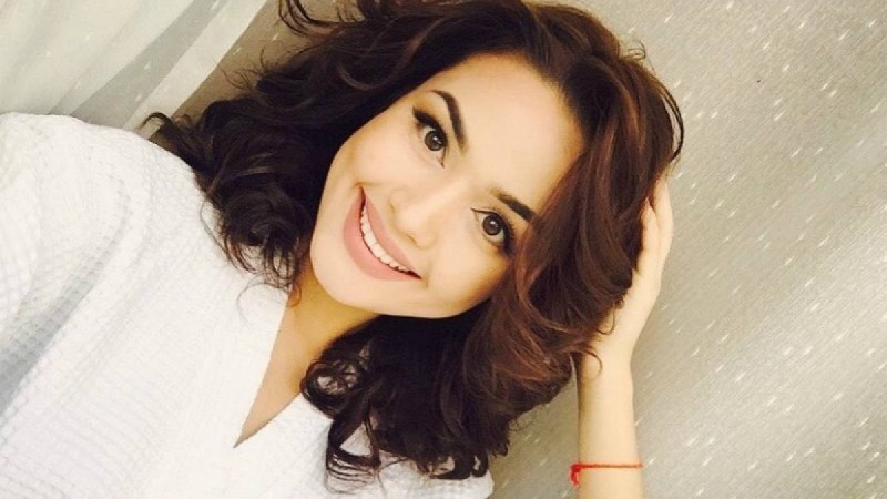 Орамал тағып, қызыл халатымды шешпей жүрдім: Ақбота-Нұр келіндік өмірі жайлы - Қазақстан жаңалықтары