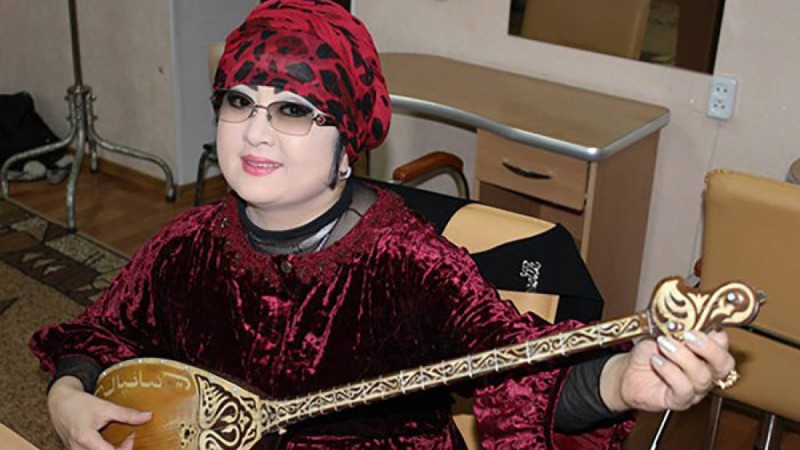 Мақпал Жүнісова жұрттың кредитін жауып жүргенін айтты