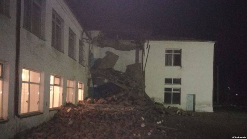 Солтүстік Қазақстандағы ауыл мектебінің бір бөлігі опырылып түсті