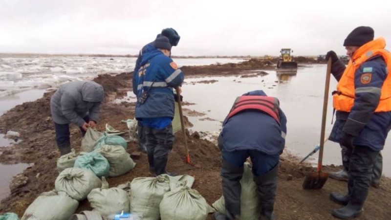 Қарағанды облысындағы ауылды су басып жатыр – фото