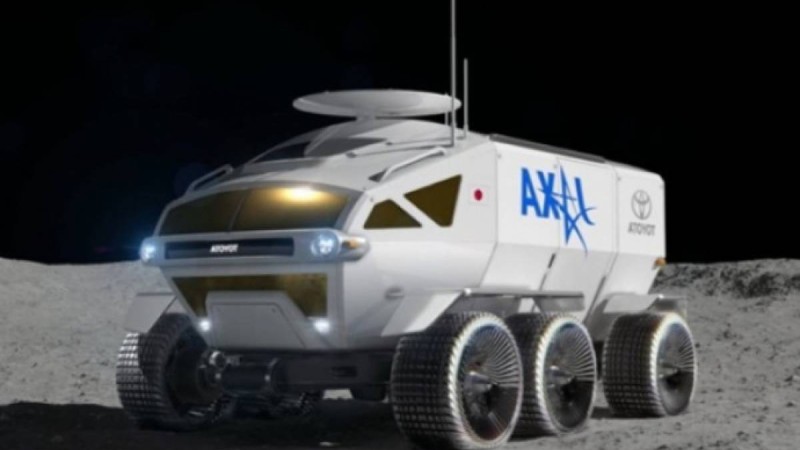 Тоyota Айда жүретін автобус ойлап тапты