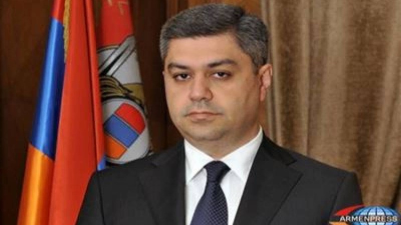 Екінші президент парламент сайлауы алдында тұтқындалды