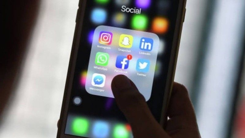 13 наурызда Facebook пен Instagram "сынып" қалды