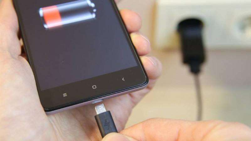 Сарапшы смартфонның қуатын неліктен 100 пайызға жеткізуге болмайтынын түсіндірді
            16:51, 23 Сәуір, 2019
        
        Ол смарфтонды қуаты таусылғанша пайдаланудың да зиян екенін айтты