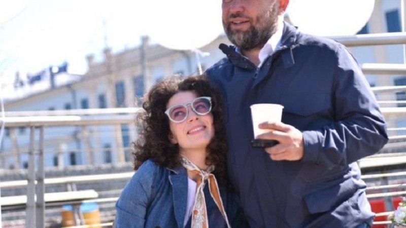 Режиссер Тимур Бекмамбетов Татарстан президентінің көмекшісіне үйленді
            18:26, 22 Сәуір, 2019
        
        57 жастағы режиссер 28 жастағы Наталья Фишманмен бас қосты