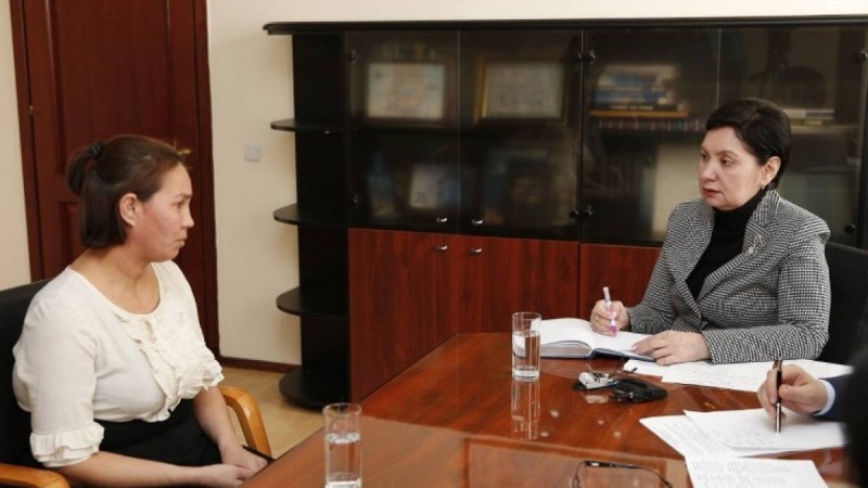 Вице-премьер Атырау облысындағы көпбалалы отбасылармен кездесті