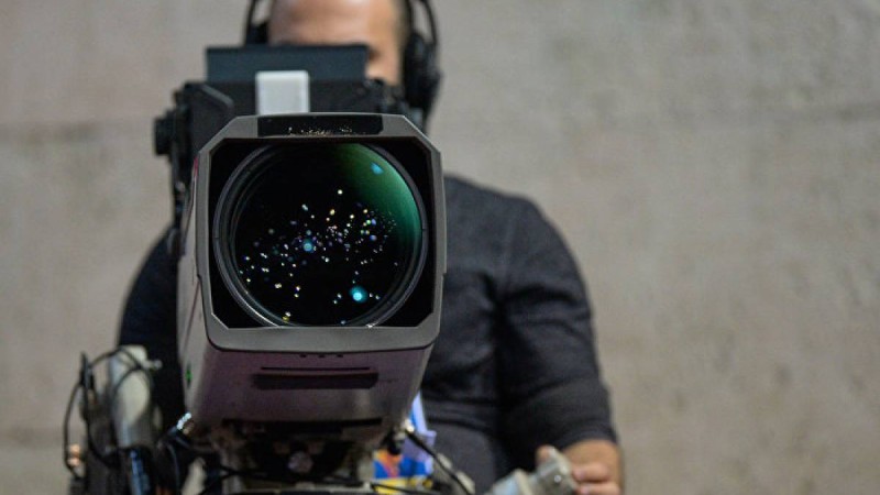 Бейонсе мен Уилл Смит қазақша "сөйледі"