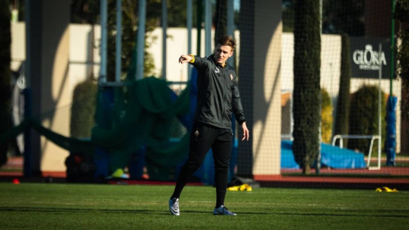 Трансферлік уақыт аяқталғанша жаңа ойыншыларды аламыз