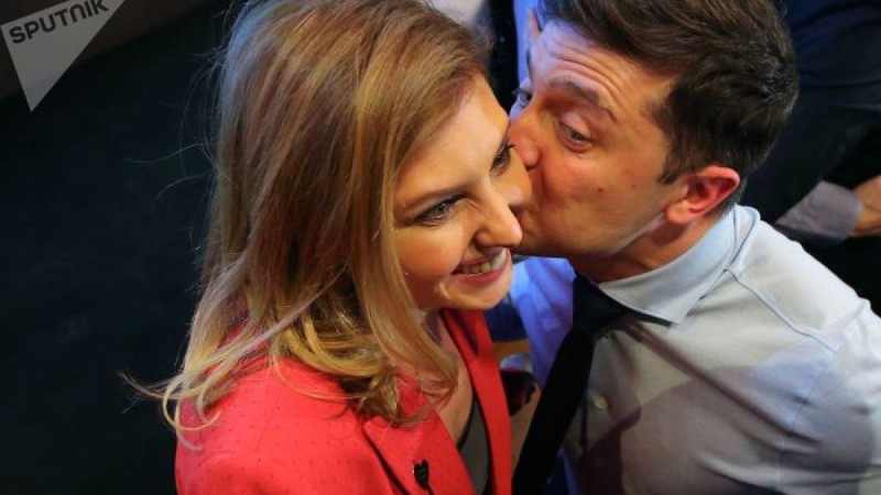 Владимир Зеленскийдің отбасы: әйелі мен балалары