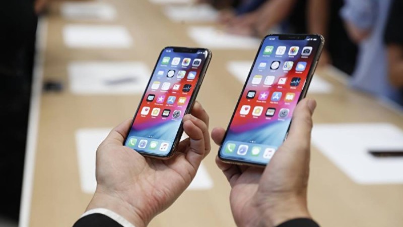 Бала неге қымбат зат сатып алуды сұрайды