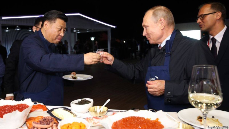 Ресей мен Қытай арасында “қысылған” Қазақстан және елдегі наразылық “эволюциясы”