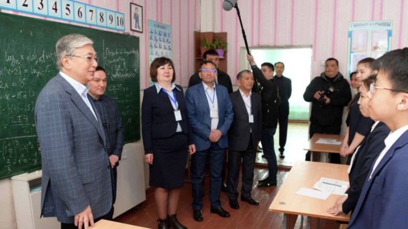 Тоқаев халқы үш есе көбейіп кеткен Қосшыға барып, кемшілікті жоюды тапсырды