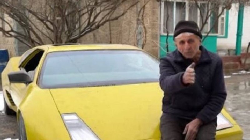 Қазақстандық зейнеткер өзіне Lamborghini көлігін қолдан жасап алды
