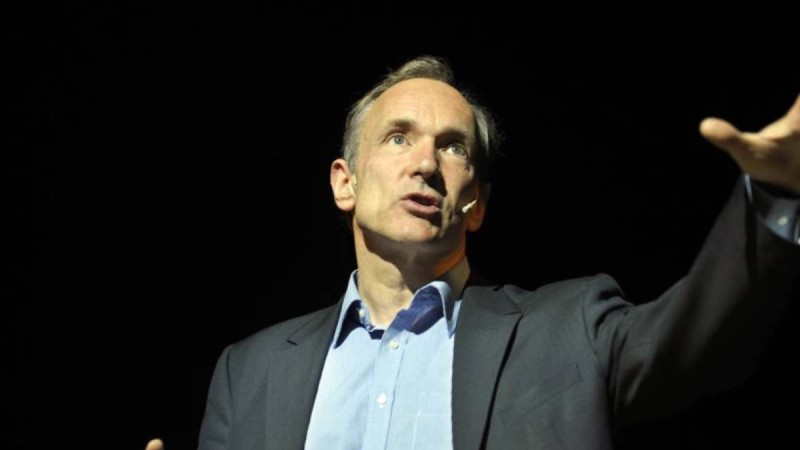 «Жердің барлық тұрғындары Ғаламторға қосылуы керек»