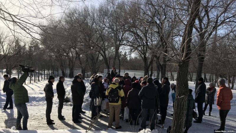 Қарағанды әкімі саябақтағы спорт нысаны құрылысының жоспарын түсіндірді