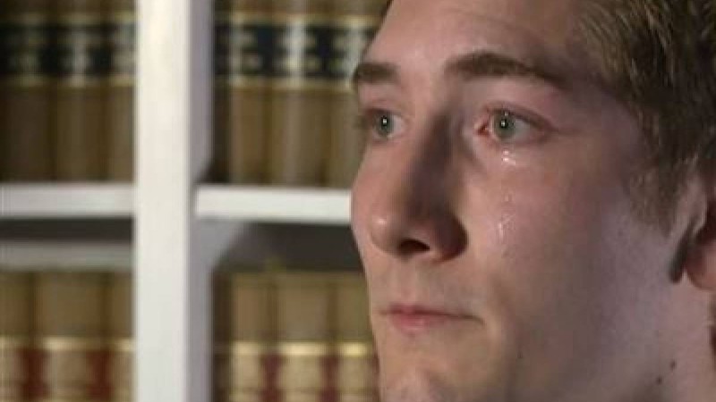 ФОТО: Селфи жігітті түрмеге қамалудан құтқарды