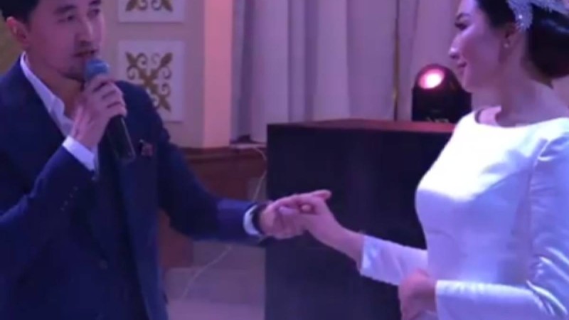 Танымал отандық әнші қарындасын ұзатты (видео) - Қазақстан жаңалықтары