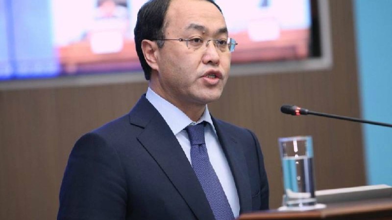 "Қазақстан халқына адал қызмет етемін": Қайрат Қожамжаров сенат депутаты ретінде ант қабылдады - Қазақстан жаңалықтары