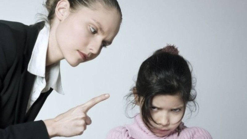 Балаға айтуға болмайтын 10 сөз