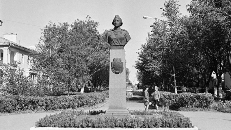 қазақтың батыр қызы Әлия Молдағұлова