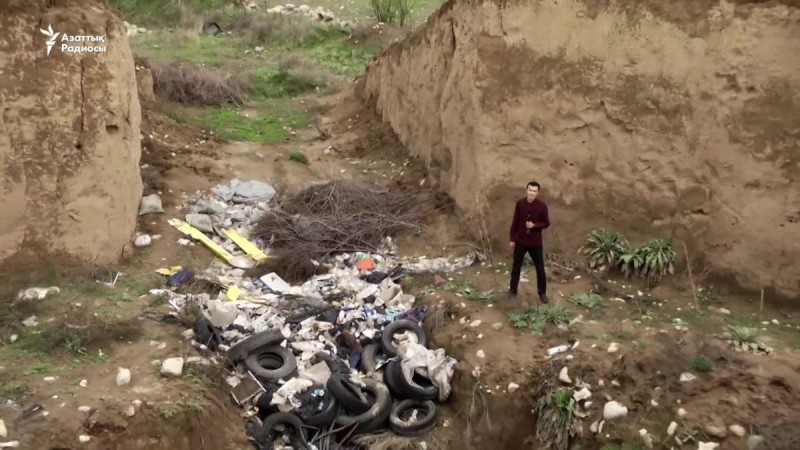 "Бұл – қылмыс". Сақ қорғандары қоқыс орнына айналған